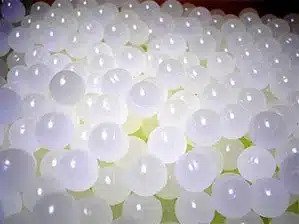 Las bolas de poliuretano para detección de metales de American Fabric Filter funcionan siempre porque la masa del núcleo de acero inoxidable nunca cambia. 
