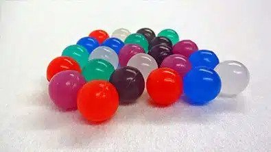 Bolas limpiadoras de poliuretano aprobadas por la FDA de American Fabric Filter .